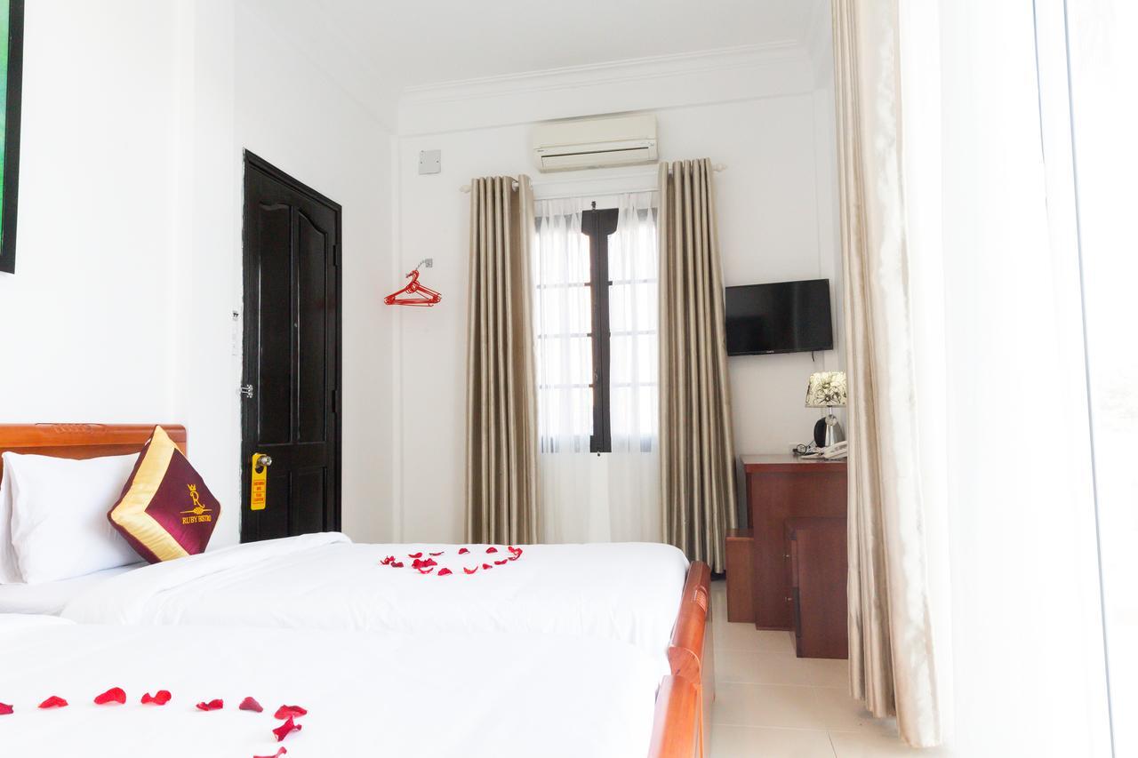 Ruby Bistro Hotel Хюэ Экстерьер фото