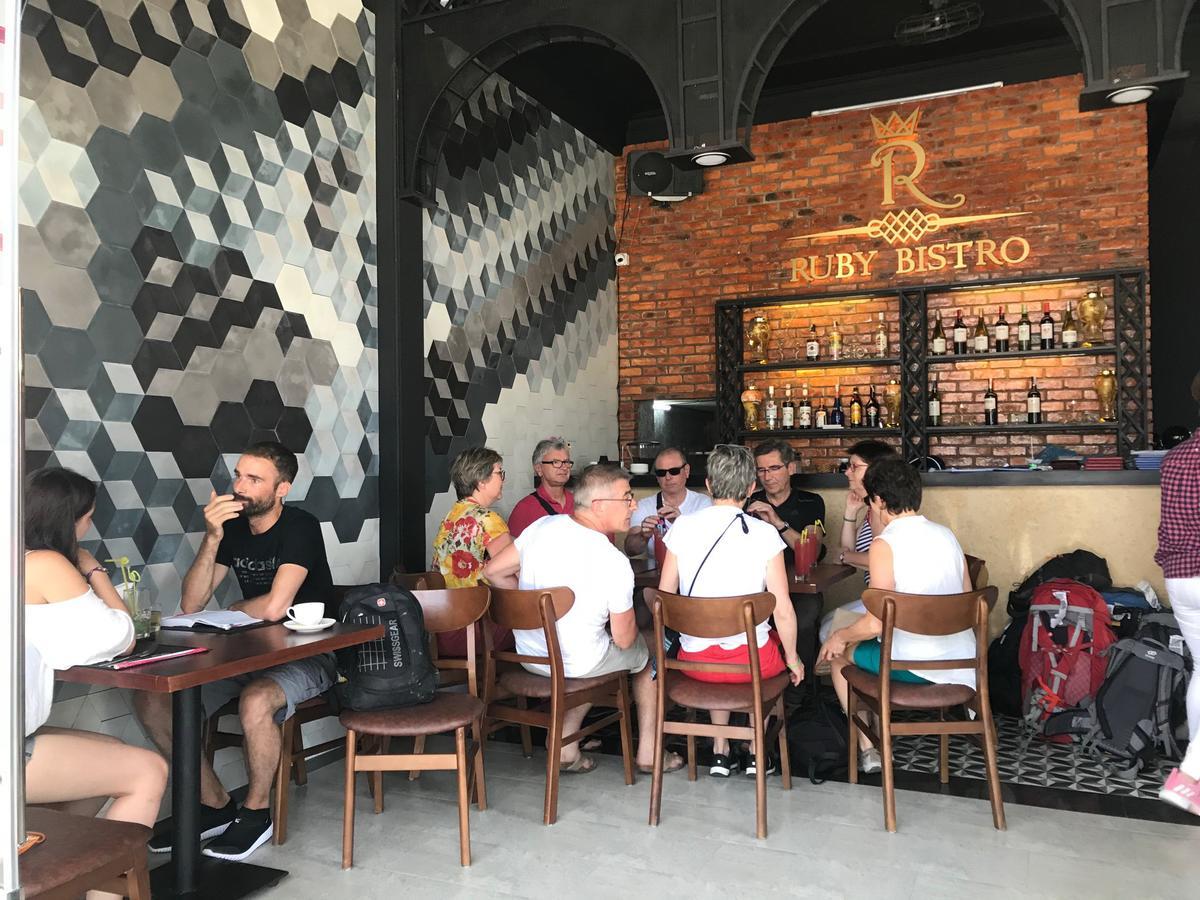 Ruby Bistro Hotel Хюэ Экстерьер фото